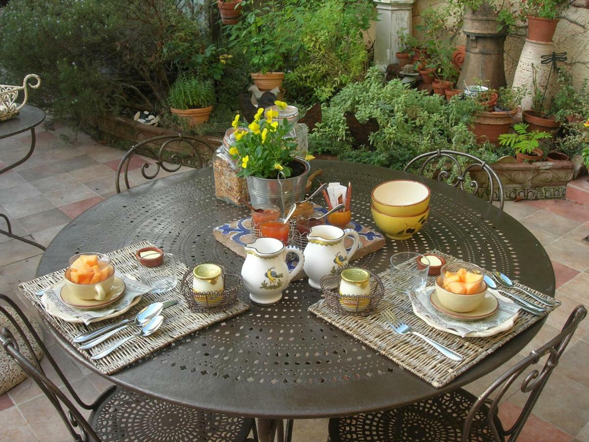 Bed and Breakfast Le Clos Des Freres Gris Aix-en-Provence Exterior foto